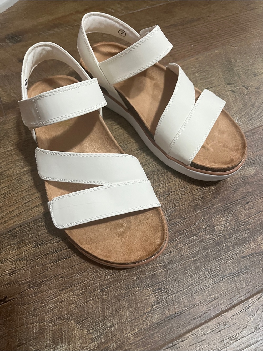 Skechers White Triple-Strap Foam-Cushioned Cali Women's Sandals